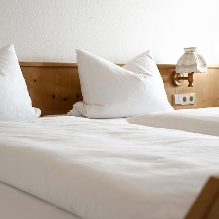Landgasthof Roessle Uehlingen-Birkendorf Luaran gambar
