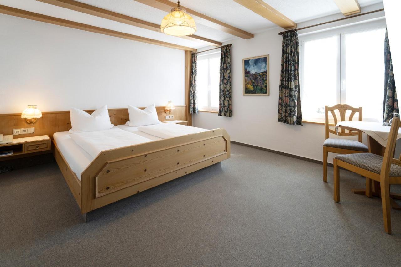 Landgasthof Roessle Uehlingen-Birkendorf Luaran gambar