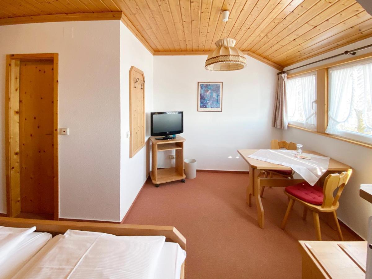 Landgasthof Roessle Uehlingen-Birkendorf Luaran gambar