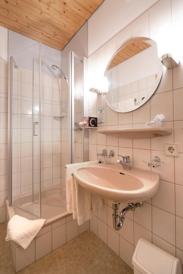 Landgasthof Roessle Uehlingen-Birkendorf Luaran gambar