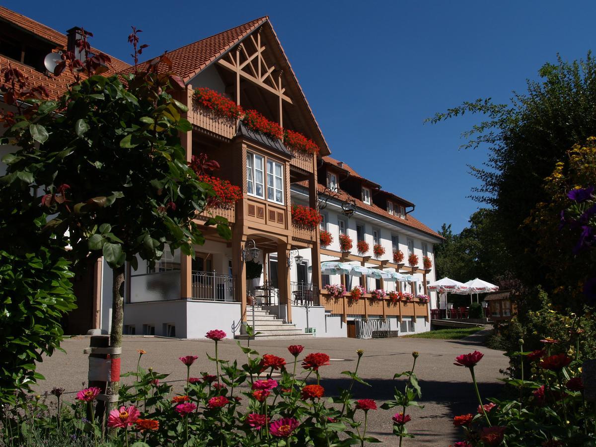 Landgasthof Roessle Uehlingen-Birkendorf Luaran gambar